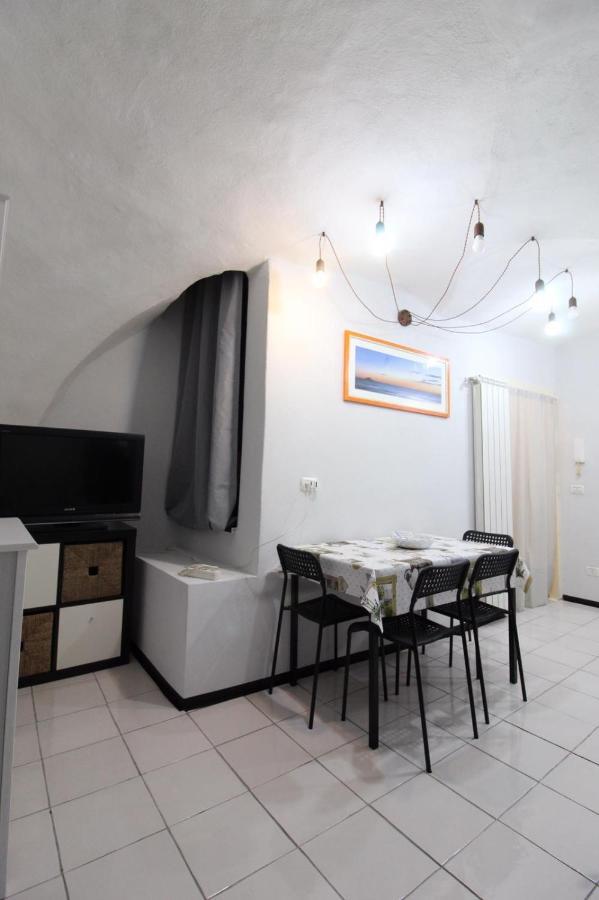 Appartamento Malosaro Villanova d'Albenga Exteriör bild
